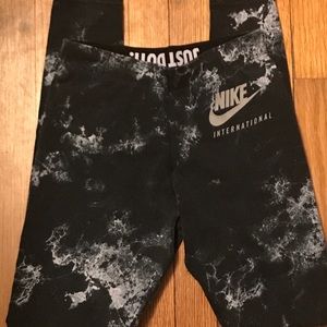 Nike Power Dry- Fit Tights